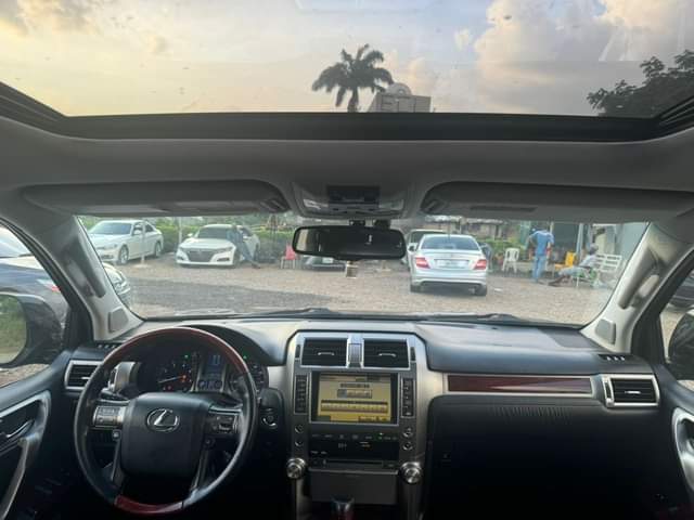 A picture of FOR SALE Super clean Lexus GX460 2011 model with original