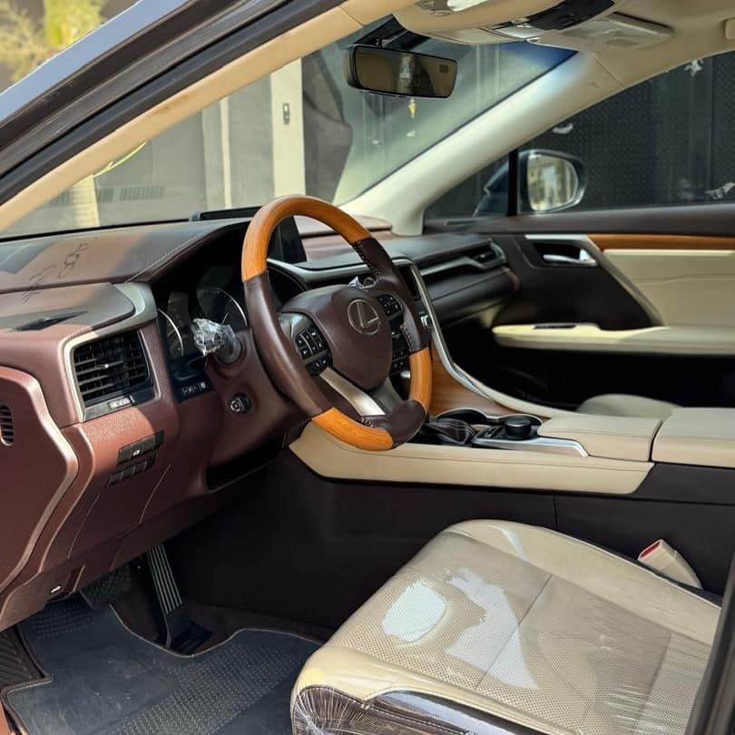 A picture of FOREIGN USED 2016 LEXUS RX350