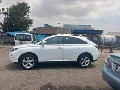 A picture of 2013 Lexus Rx350