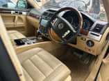 A picture of Volkswagen Toureg
