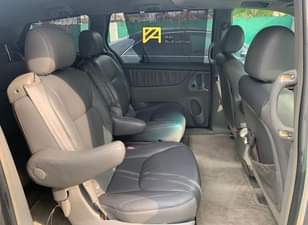 A picture of 2005 Toyota Sienna XLE