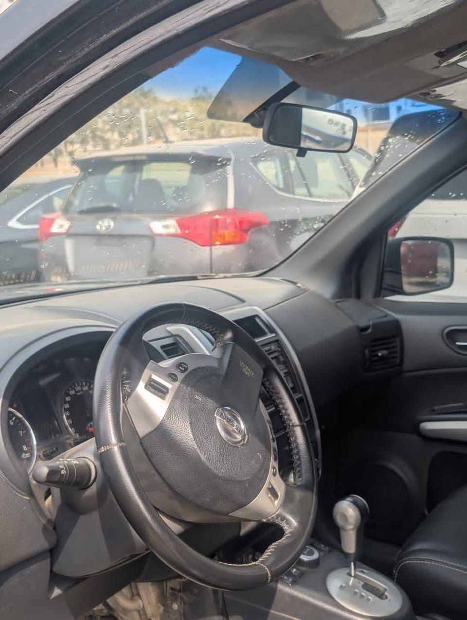 A picture of NISSAN X TRAIL 2011 MODEL NEATLY USED UNTEMPERED ENGINE AND