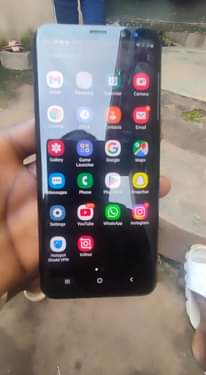 A picture of Samsung Galaxy s8 64gb 4gbram