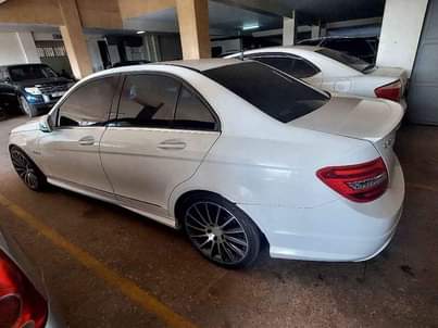 A picture of Mercedes benz C class C180 2012 for sale 37m ugx