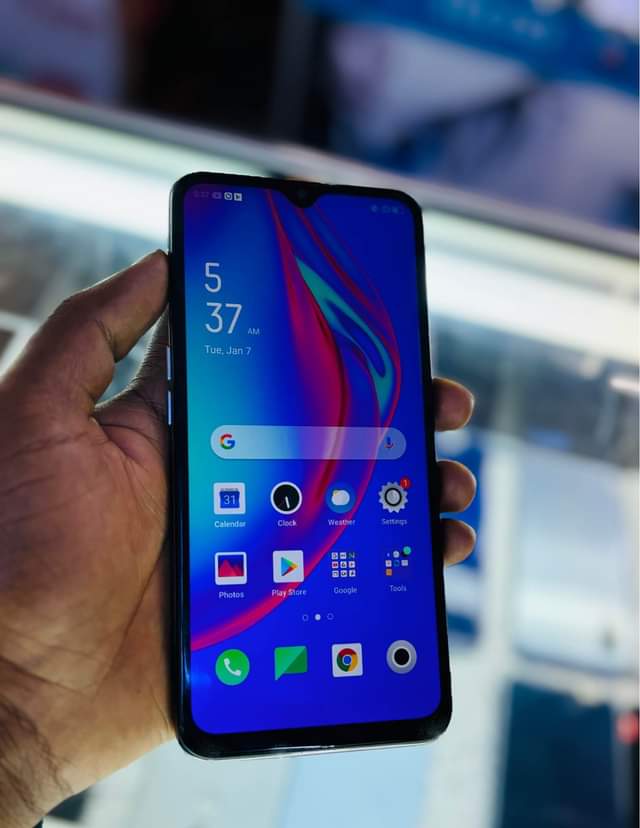 A picture of OPPO F11