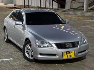 A picture of Toyota Mark X on sale EBB gari kali sanaaaaaa inamuda