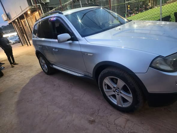 A picture of Bmw x5