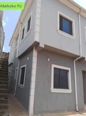 A picture of FOR SELL AT IFO OGUN STATE PRICE 50M