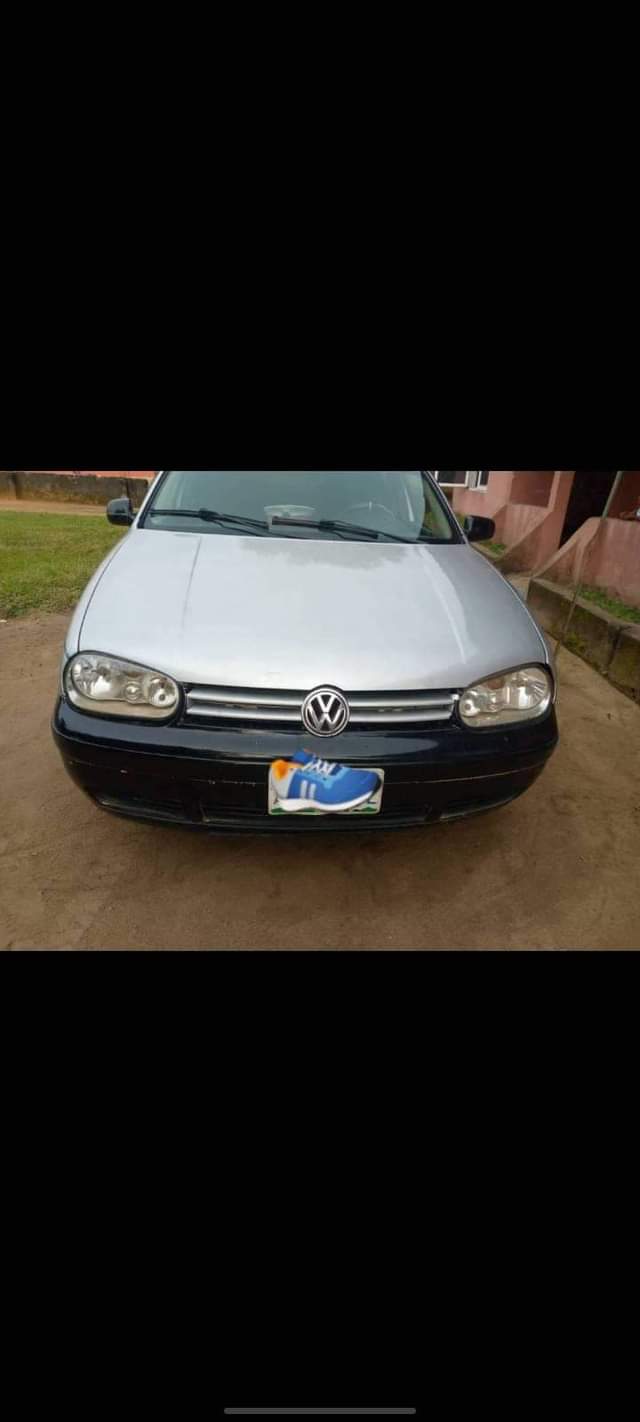 A picture of 2000 Golf 4 2000
