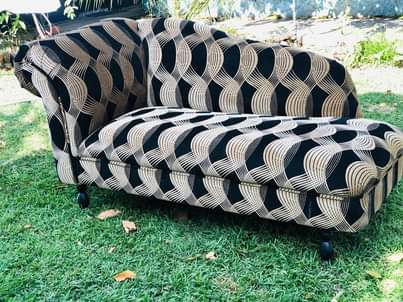 classifieds/furniture sofas