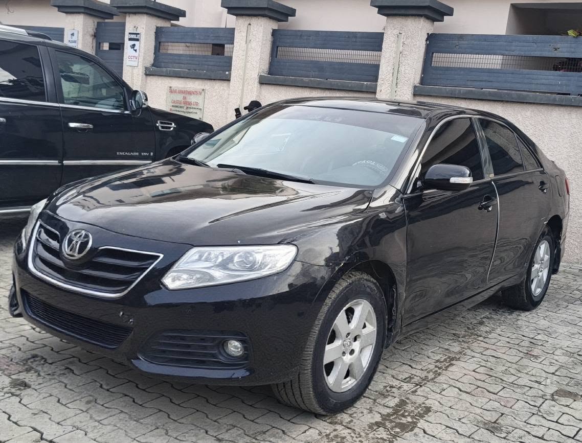 A picture of 2008 Toyota Camry LE
