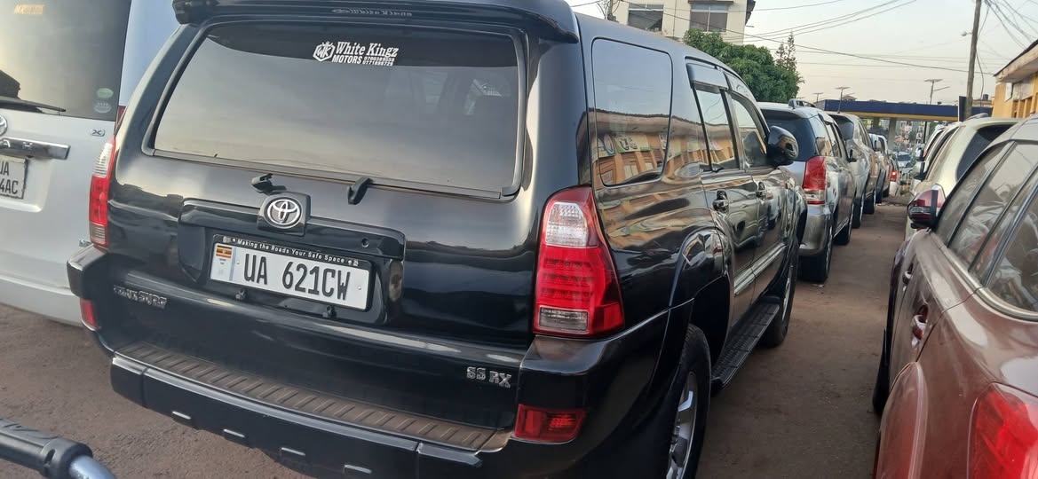 A picture of TOYOTA SURF