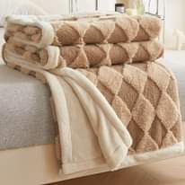 A picture of Fleece blankets