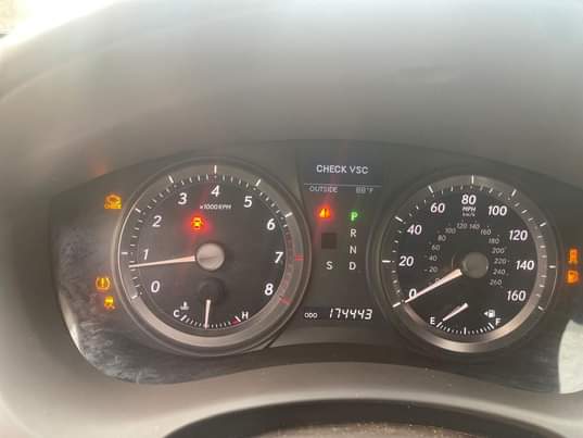 A picture of Super clean sharp Toks standard Full options with Reverse camera