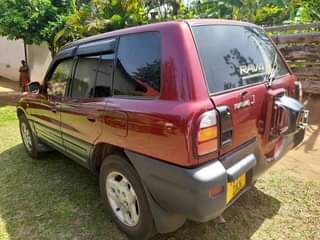 A picture of TOYOTA RAV4 INAUZWA 6M 0742919429