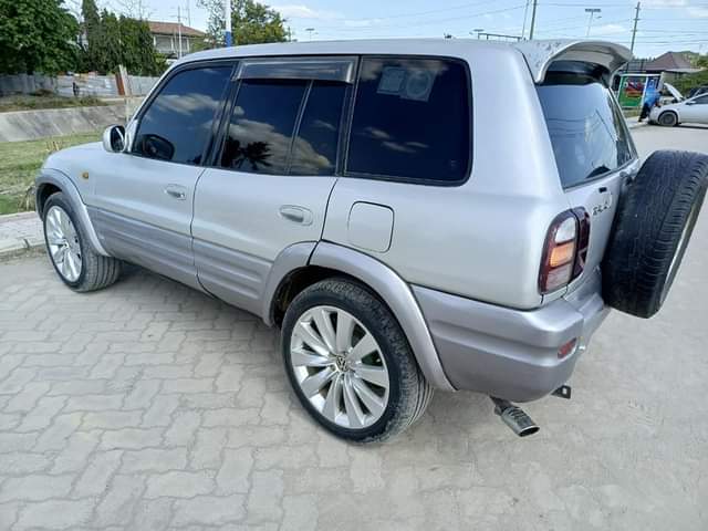 used toyota rav4