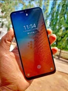 A picture of Samsung A70s