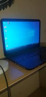 A picture of Laptop Dell core i3
