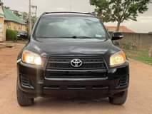 A picture of DISTRESS SALE 1MONTH USED TOYOTA RAV4 2007 MODEL WITH ORIGINAL