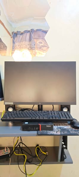 A picture of Full home office setup