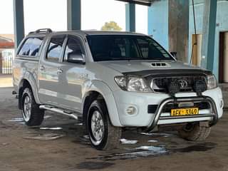 used toyota hilux