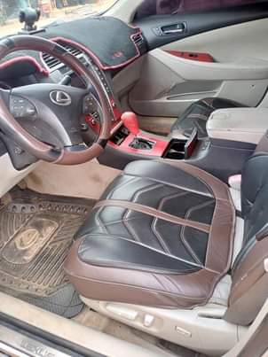 A picture of Clean es Lexus 350 Well maintained