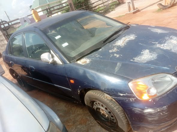 A picture of HONDA CIVIC 2003 MANUAL GEAR PURE FIRST BODY PAN ENGINE