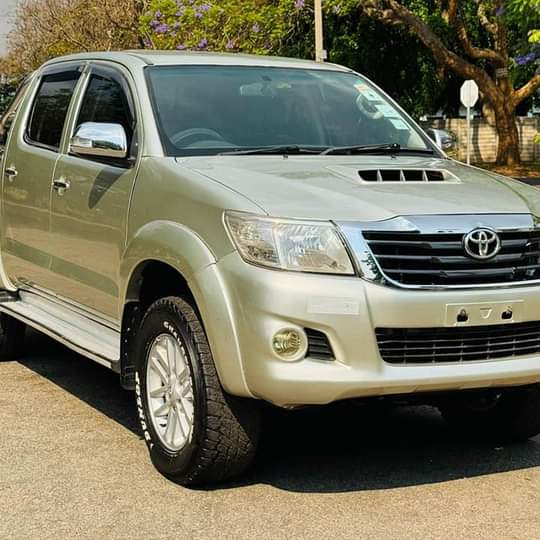 used toyota hilux