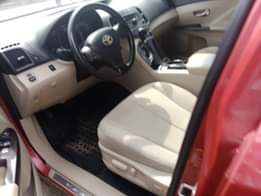 A picture of 2010 model venza everything is working super clean interior design