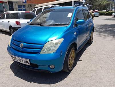 A picture of Toyota I. S. T