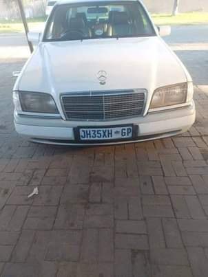 bakkies A.
