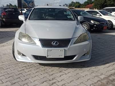 lexus