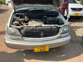 A picture of Toyota Harrier old mordel Inauzwa 7Mln Engine 1mz Njoo uikague