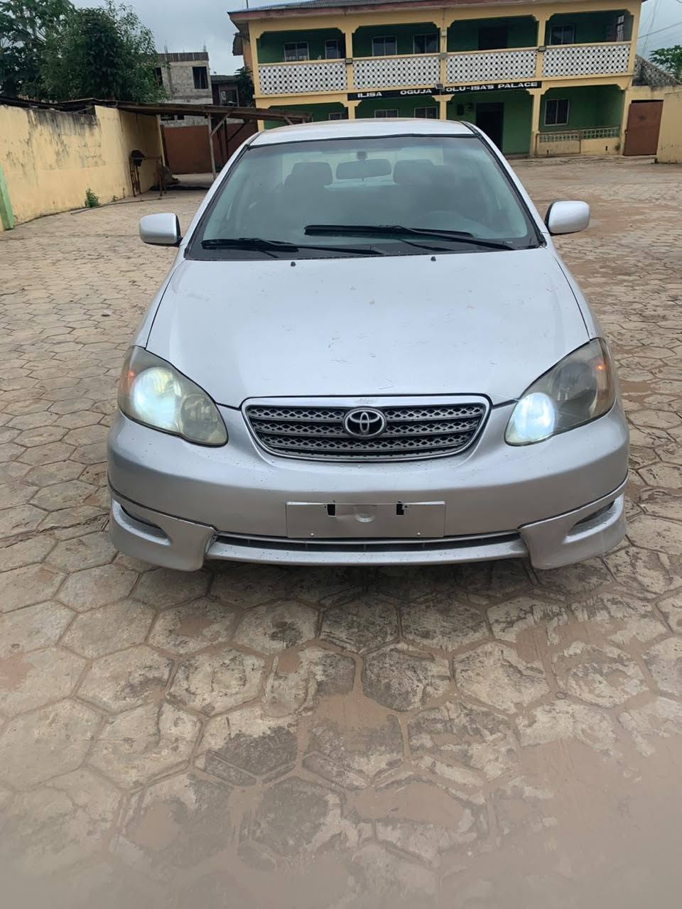 A picture of Toyota Corolla 06
