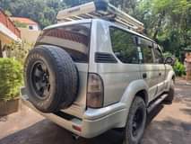 A picture of 2000 TOYOTA Land Cruiser PRADO