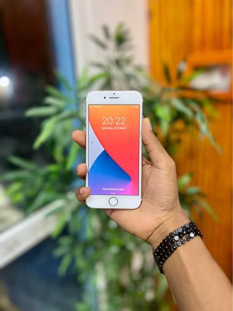 A picture of iphone 7