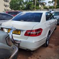 A picture of E300 2010 55M