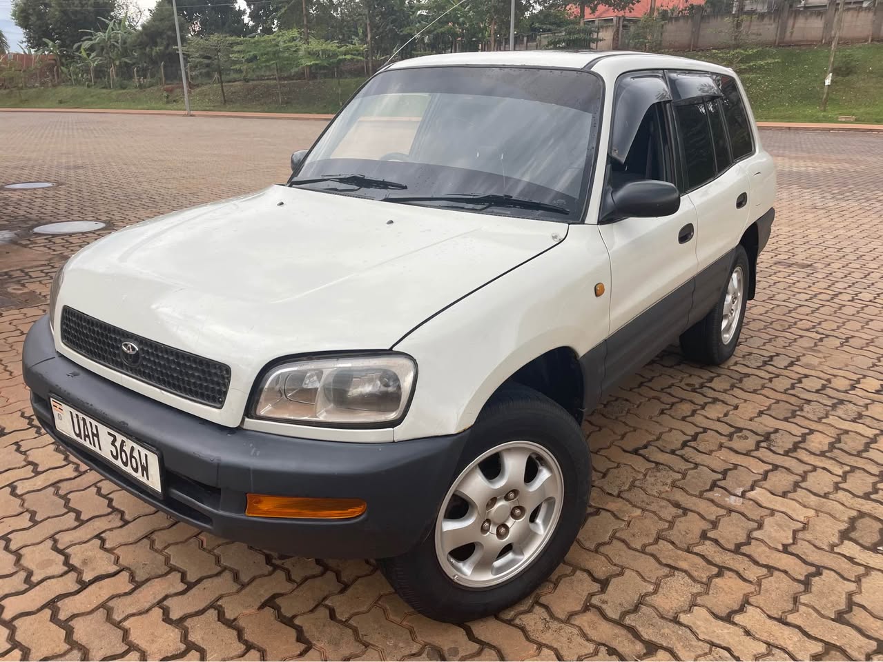 A picture of Rav4 for sale