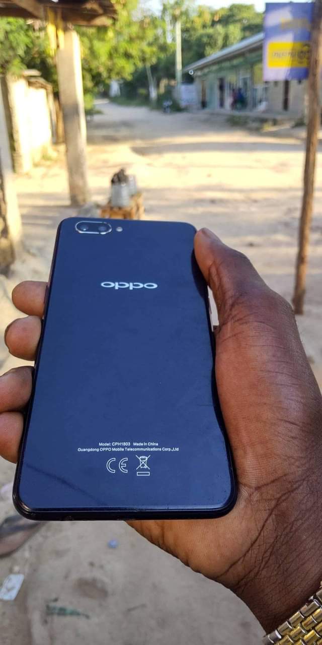 A picture of Phone oppo A4