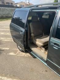 A picture of 2005 Toyota Sienna 4plug Direct Tokunbo Very clean nothing to