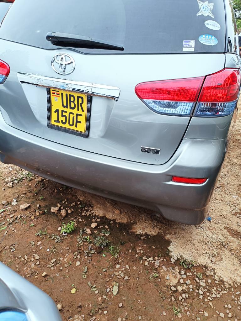 A picture of TOYOTA WISH