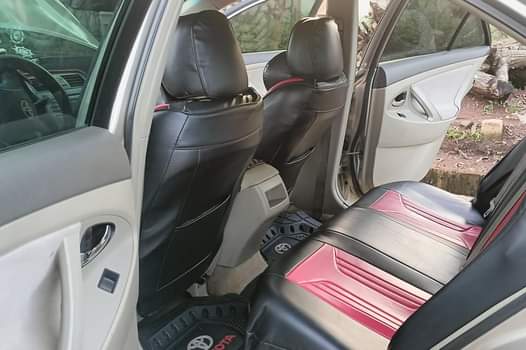A picture of 2008 Toyota Camry painted Available 4sale or swap Deal Call