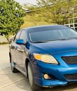 A picture of Toyota Corolla SE 2010 Extremely