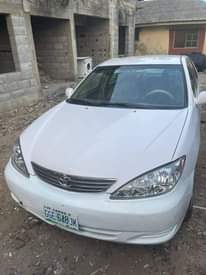 A picture of 2005 Toyota Camry 2005 4plugs