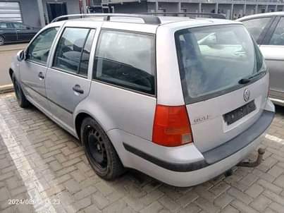 A picture of 2005 Volkswagen Wagon 