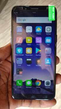 A picture of OPPO A83