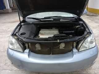 A picture of Distress alert Highest grade Lexus RX 330 Everything is intact