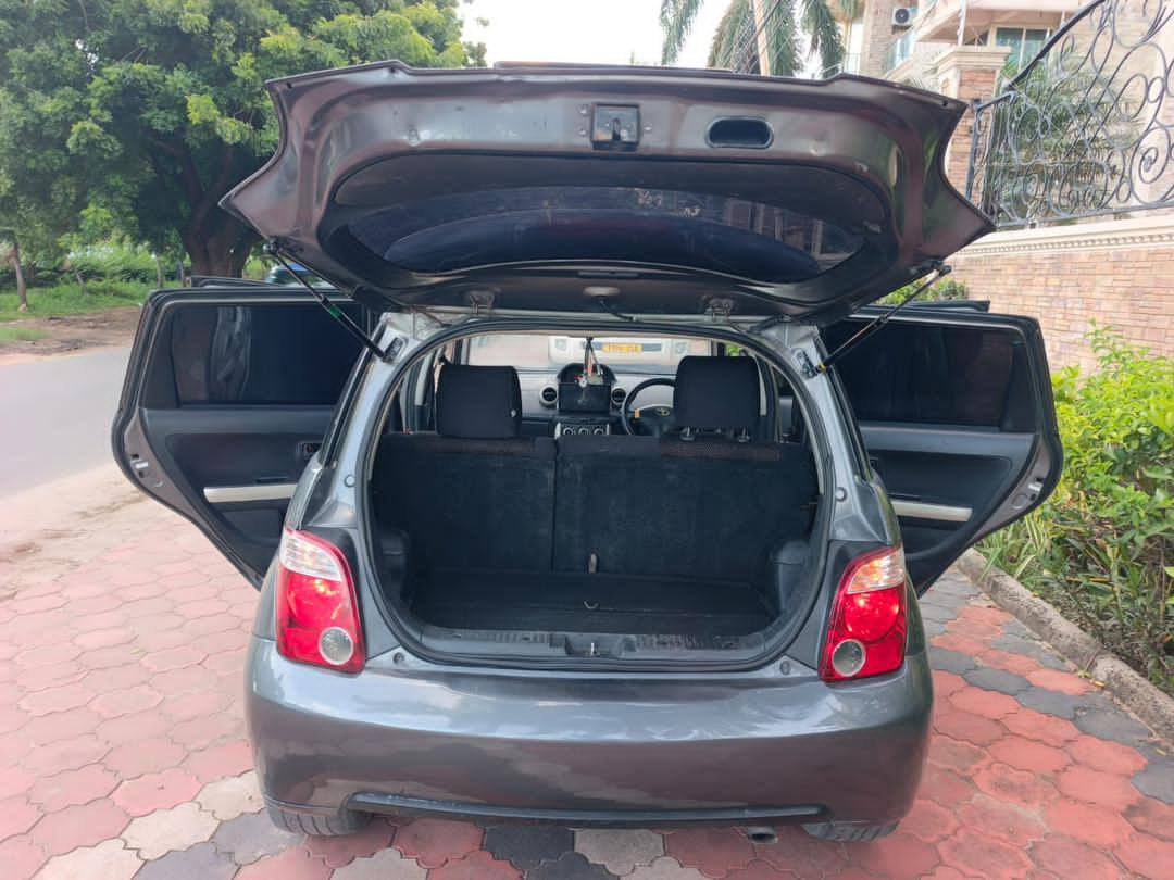 A picture of TOYOTA IST 0682479781