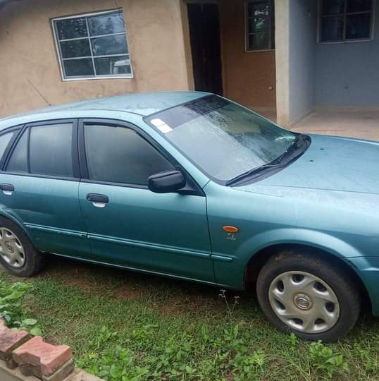A picture of 2002 Mazda 2002