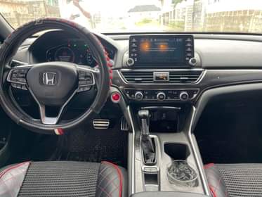 A picture of Few months used Very clean first body hounda accord spot